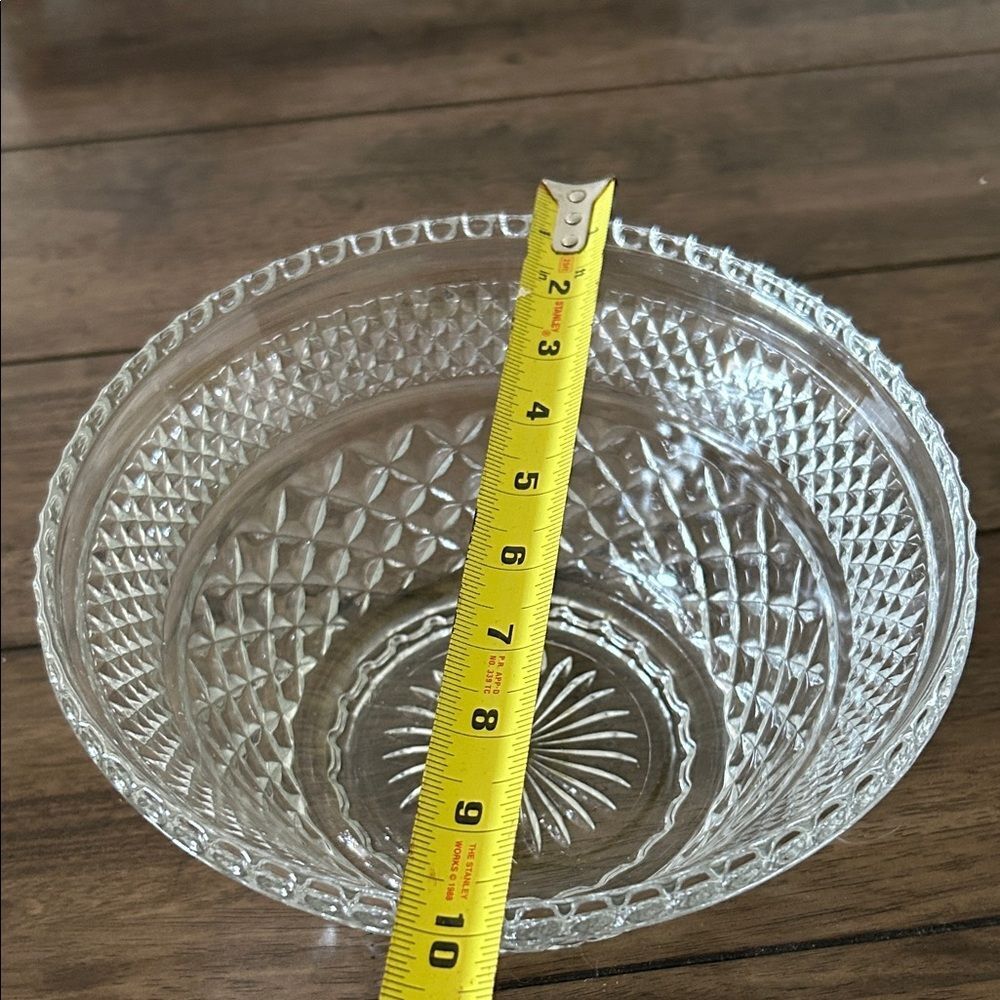 Vintage Clear Pressed Glass Mixing/Serving Bowl – Diamond Point Pattern